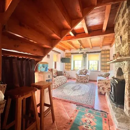 Benzersiz Jakuzili Vila Fethiye